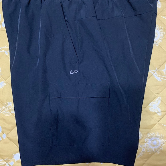 Unipro Other - Unipro Qwick Dry Men black Drawstring Pull On Elastic Waist Cargo Shorts L